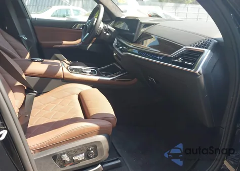 2026 BMW X7 xDrive40I из США, поврежденный, VIN 5UX23EM01T9071097